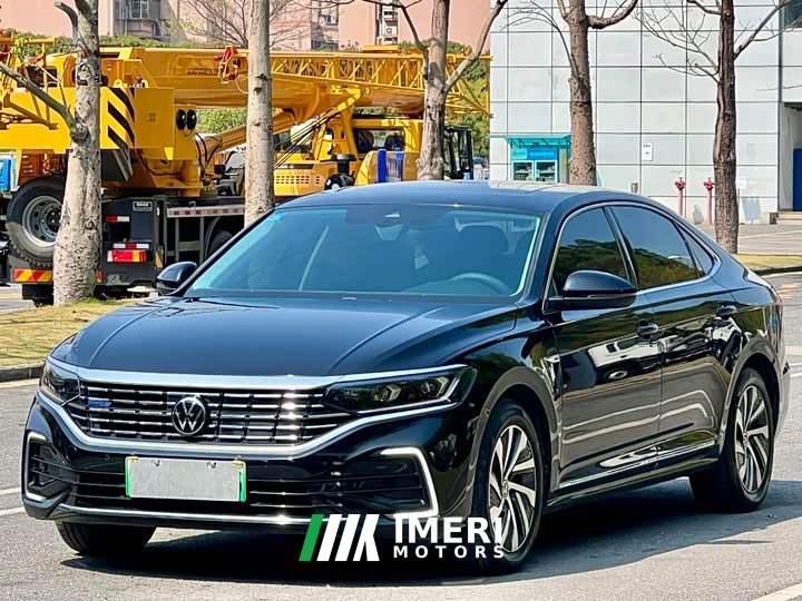 Volkswagen Passat Plug-in Hybrid 430PHEV Hybrid Elite Edition - ავტომობილი ჩინეთიდან