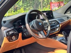 BMW 6 Series GT 630i M Sport Package - ფოტო 9