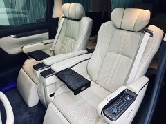 Toyota Alphard Hybrid 2.5L Premium Edition - ფოტო 12