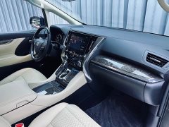 Toyota Alphard Hybrid 2.5L Premium Edition - ფოტო 17