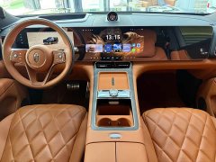 AITO M9 Extended Range Ultra 6-Seater - ფოტო 15