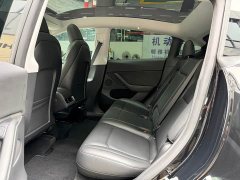 Tesla Model Y Standard Range RWD - ფოტო 11