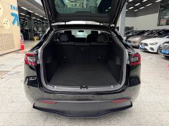 Tesla Model Y Standard Range RWD - ფოტო 12