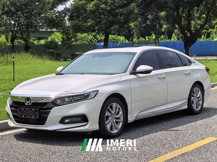 Honda Accord 2018 260TURBO Luxury China VI - ავტომობილი ჩინეთიდან