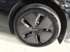 Li Auto i6 Two-Wheel Drive Standard - ფოტო 13