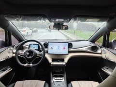 BYD Dolphin 420km Fashion Edition - ფოტო 8