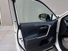 Toyota RAV4 2.0L CVT FWD 20th Anniversary Platinum Edition - ფოტო 11