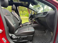 Ford Focus Hatchback EcoBoost 180 Automatic ST Line - ფოტო 15