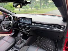 Ford Focus Hatchback EcoBoost 180 Automatic ST Line - ფოტო 16