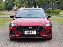 Ford Focus Hatchback EcoBoost 180 Automatic ST Line - ფოტო 2