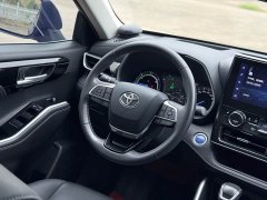 Toyota Highlander Hybrid 2.5L AWD Premium 7-Seater - ფოტო 11