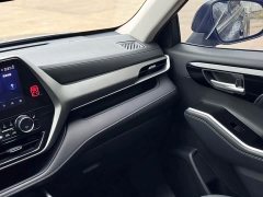 Toyota Highlander Hybrid 2.5L AWD Premium 7-Seater - ფოტო 13
