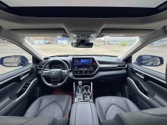 Toyota Highlander Hybrid 2.5L AWD Premium 7-Seater - ფოტო 17