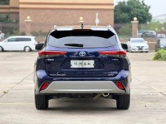 Toyota Highlander Hybrid 2.5L AWD Premium 7-Seater - ფოტო 6