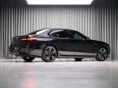 BMW 7 Series 2023 740Li Luxury M Sport Package - ფოტო 11