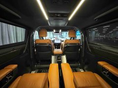 Toyota Vellfire Crown Hybrid 2.5L Executive Premier Edition - фото 14