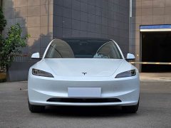 Tesla Model 3 Rear-Wheel Drive - ფოტო 4