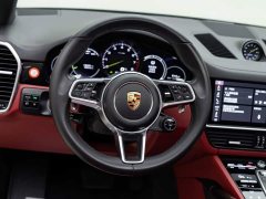Porsche Cayenne New Energy Cayenne E-Hybrid 2.0T - ფოტო 16