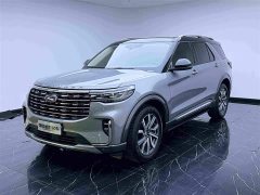 Ford Explorer EcoBoost 285 AWD Titanium 7-Seater - ფოტო 1