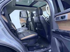 Ford Explorer EcoBoost 285 AWD Titanium 7-Seater - ფოტო 10