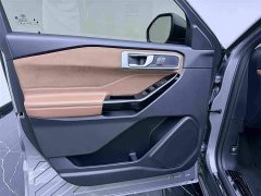 Ford Explorer EcoBoost 285 AWD Titanium 7-Seater - ფოტო 13