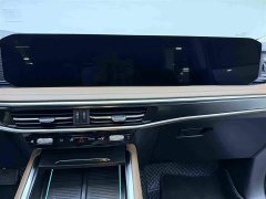 Ford Explorer EcoBoost 285 AWD Titanium 7-Seater - ფოტო 16