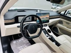 AITO M5 Extended Range AWD Performance - ფოტო 9