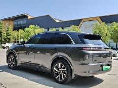 Li Auto L7 Max - ფოტო 13