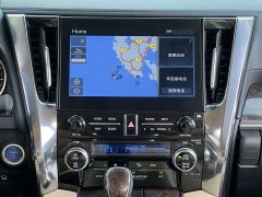 Toyota Alphard 2021 Hybrid 2.5L Premium Edition - ფოტო 13