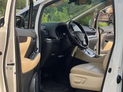 Toyota Alphard 2021 Hybrid 2.5L Premium Edition - ფოტო 20