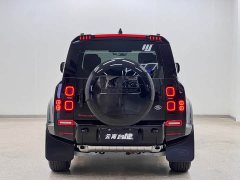 Land Rover Defender 110 3.0T P400 X-DYNAMIC HSE - ფოტო 5