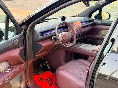 NIO ES8 Six-Seat Executive Luxury Edition - ფოტო 9