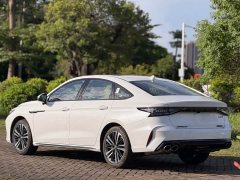 Chery Arrizo 8 2025 2.0T DCT Sport - ფოტო 6