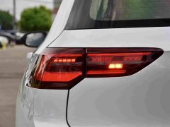 Volkswagen Golf GTI 2021 380TSI DSG GTI - ფოტო 8