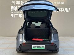 Tesla Model Y L Long Range All-Wheel Drive - ფოტო 13