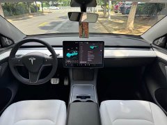 Tesla Model Y 2022 Performance All-Wheel Drive - ფოტო 15