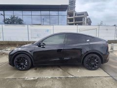 Tesla Model Y Long Range All-Wheel Drive 3D7 - ფოტო 3