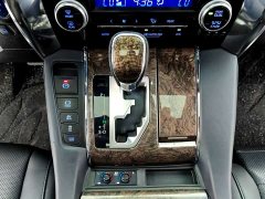 Toyota Vellfire Dual Engine 2.5L Black Gold Limited Edition - photo 13