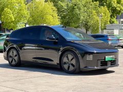 Li Auto i6 2025 Two-Wheel Drive Standard - ფოტო 3