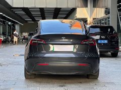 Tesla Model Y Rear-Wheel Drive - ფოტო 15