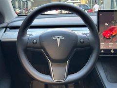 Tesla Model Y Rear-Wheel Drive - ფოტო 6