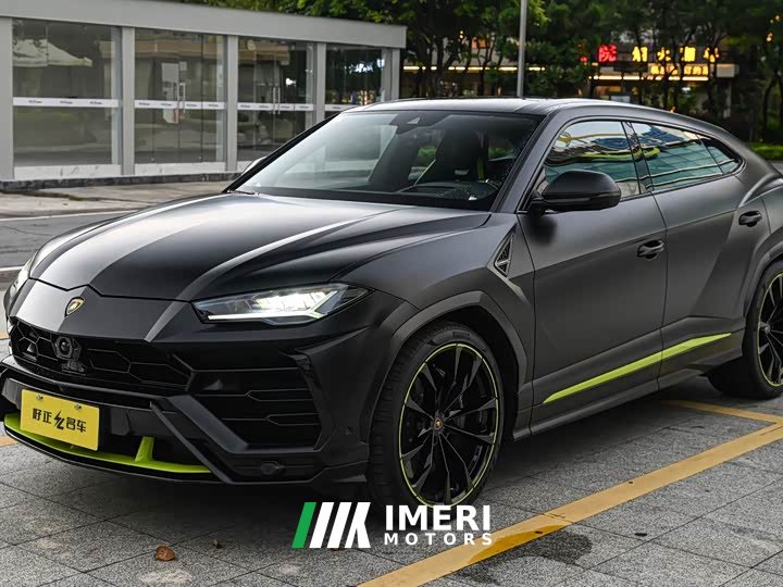 Lamborghini Urus 4.0T V8