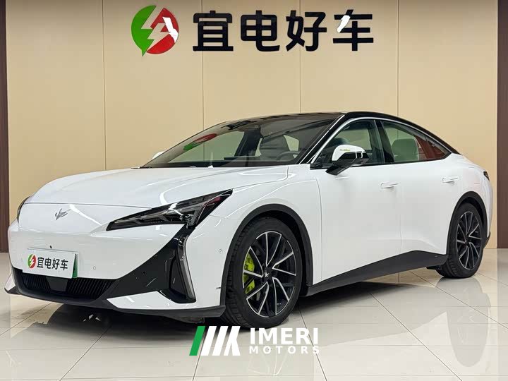 Arcfox Alpha S5 Facelift 668MAX Shenxing Edition 200kW - ავტომობილი ჩინეთიდან