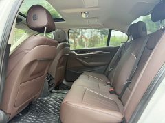BMW 5 Series 525Li Luxury Package - ფოტო 11