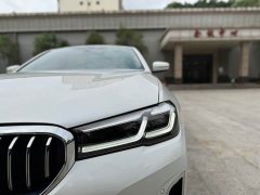 BMW 5 Series 525Li Luxury Package - ფოტო 16