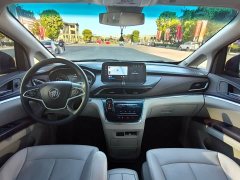 Buick GL8 Land Business Class Smart Edition - ფოტო 12