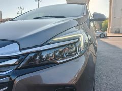 Buick GL8 Land Business Class Smart Edition - ფოტო 7