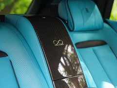 Rolls-Royce Cullinan Black Badge - ფოტო 17