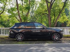Rolls-Royce Cullinan Black Badge - ფოტო 9