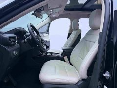 Ford Explorer 2020 EcoBoost 285 AWD Titanium 7-Seater - ფოტო 11